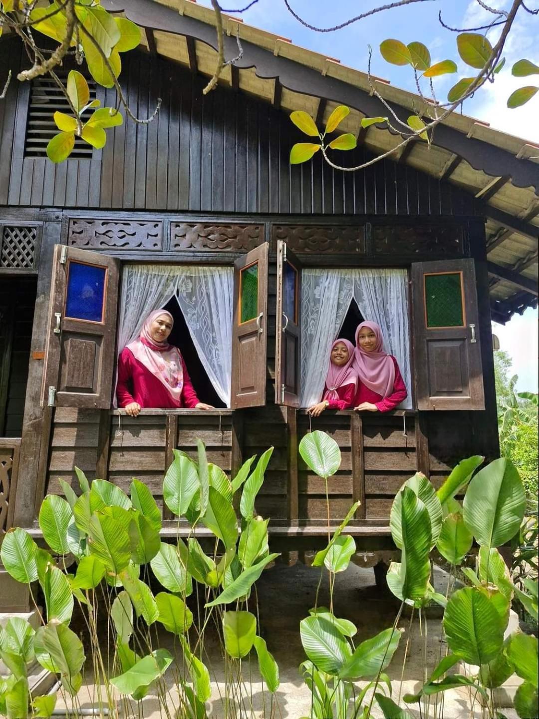 Kampung Tok Lembut Vacation Home Pantai Cenang  Exterior foto