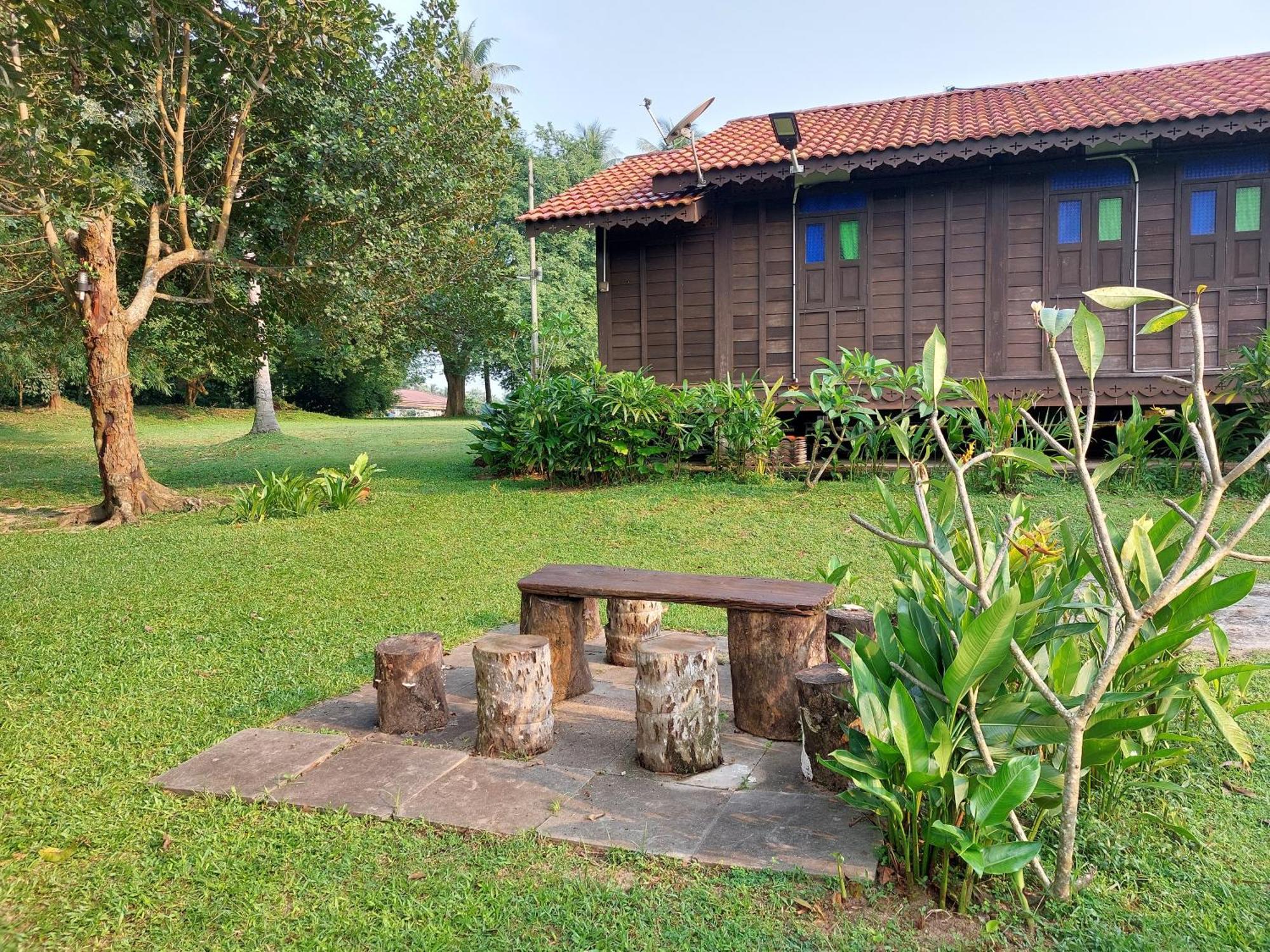 Kampung Tok Lembut Vacation Home Pantai Cenang  Exterior foto